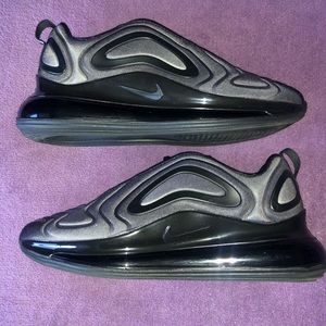 Nike Air Max 720 .. SOLD